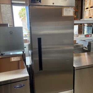 Reach In Refrigerator Arctic Air